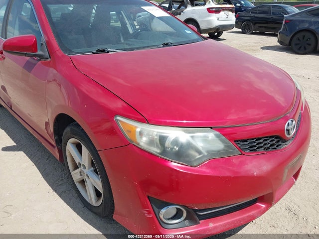 4T1BF1FKXEU739586 Toyota 2ar-fe
