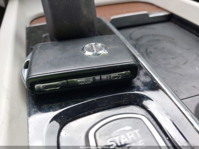 2022 VOLVO S60 7JRL12TZ2NG176080 Photo 10