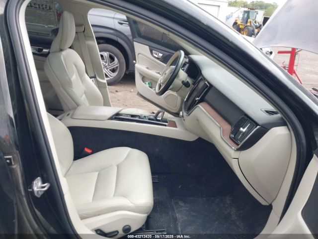 2022 VOLVO S60 7JRL12TZ2NG176080 Photo 4