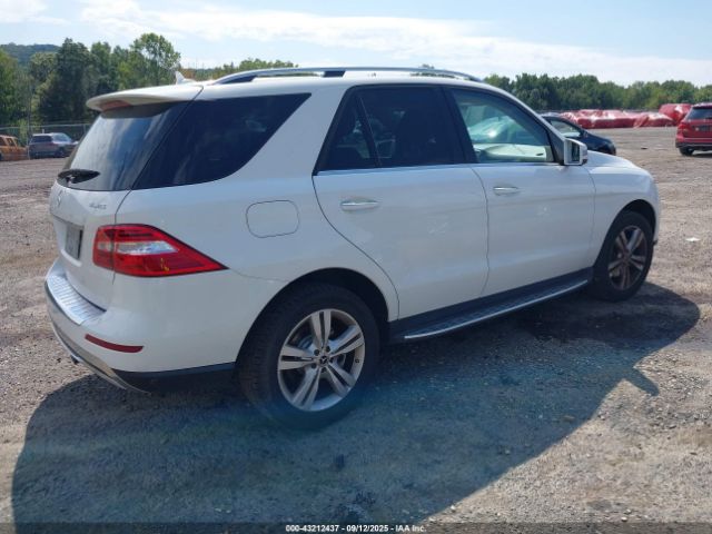 2015 MERCEDES-BENZ ML 350 4JGDA5HB6FA536354 Photo 3