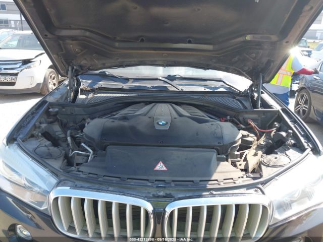 2016 BMW X5 5UXKR6C50G0J80114 Photo 9