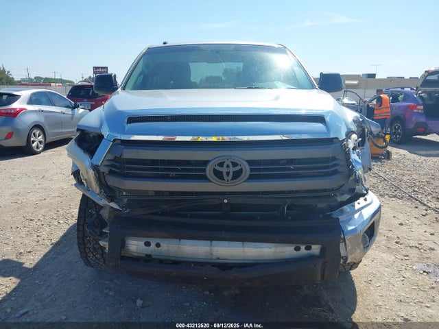 5TFDW5F17FX480793 Toyota 3ur-fe