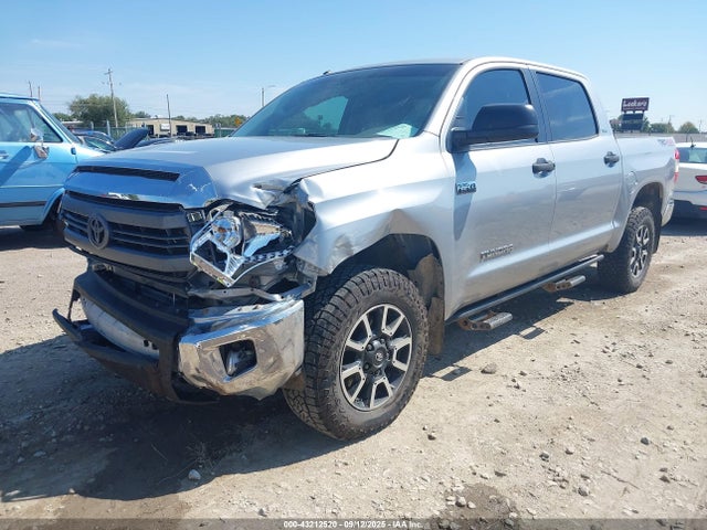 5TFDW5F17FX480793 Toyota 3ur-fe