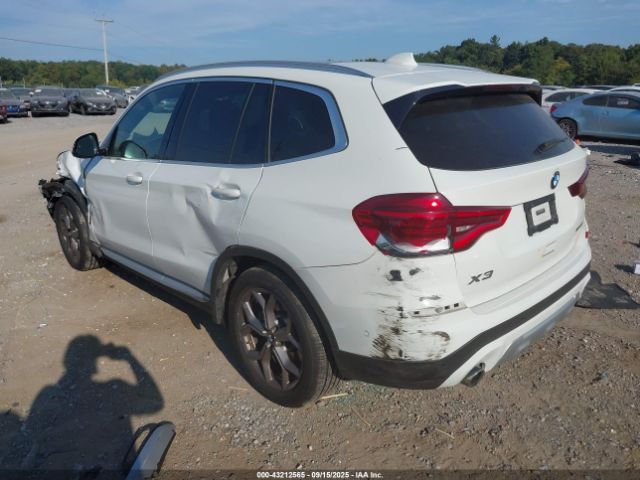 2021 BMW X3 5UXTY5C08M9E84498 Photo 2