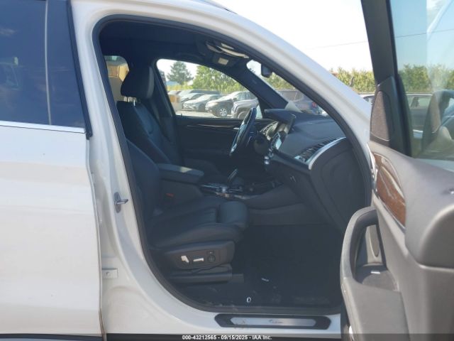 2021 BMW X3 5UXTY5C08M9E84498 Photo 4