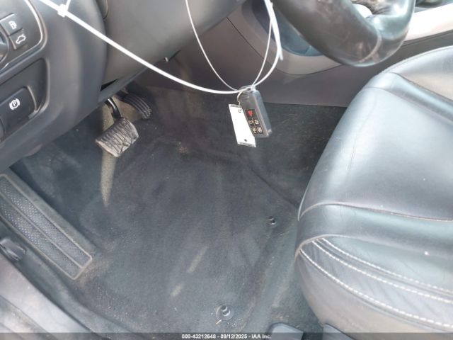 2018 VOLVO S60 YV126MFLXJ2451548 Photo 10