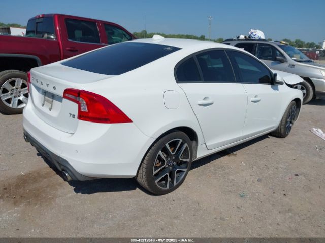 2018 VOLVO S60 YV126MFLXJ2451548 Photo 3