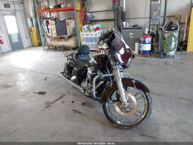 2022 HARLEY-DAVIDSON FLHX 1HD1KBC15NB627334