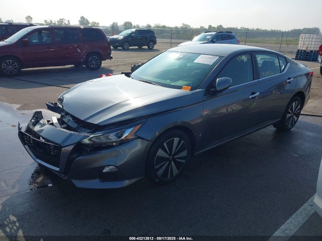 Nissan Altima 2021 1N4BL4DV8MN345952 Image 2