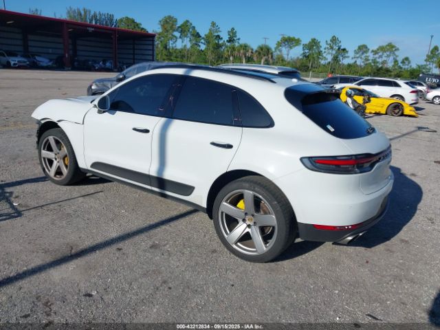 2020 PORSCHE MACAN WP1AB2A56LLB37272 Photo 2
