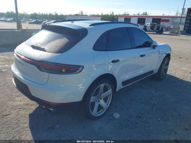 2020 PORSCHE MACAN WP1AB2A56LLB37272 Photo 3