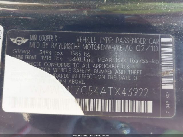 2010 MINI COOPER S WMWMF7C54ATX43922 Photo 8