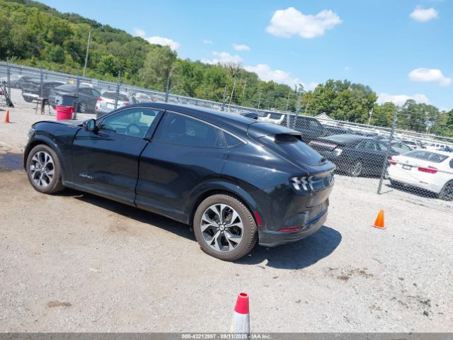 2021 FORD MUSTANG MACH-E 3FMTK3SU5MMA62839 Photo 2