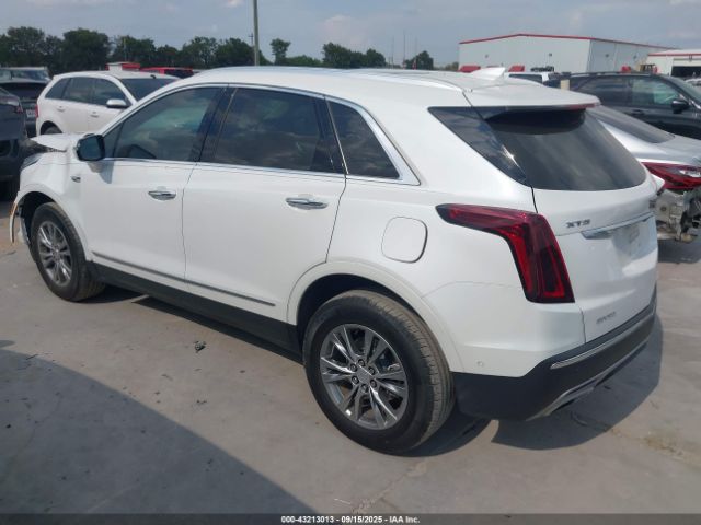 2023 CADILLAC XT5 1GYKNCR49PZ203017 Photo 2