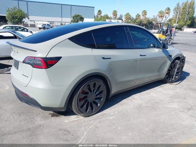 2022 TESLA MODEL Y 7SAYGDEF3NF405560 Photo 3