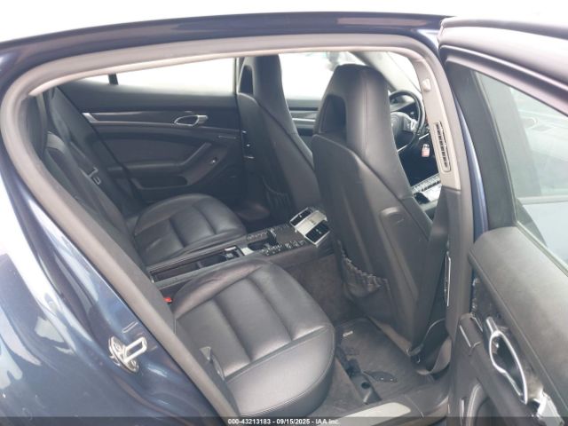 2015 PORSCHE PANAMERA WP0AA2A73FL002597 Photo 7