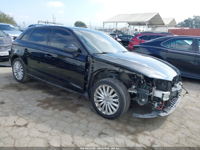 2016 AUDI A3 E-TRON WAUUPBFF1GA129998 Photo 0