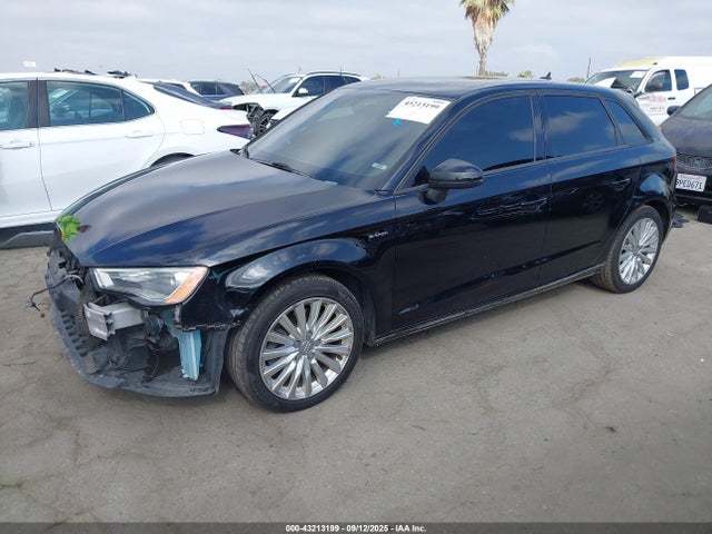 2016 AUDI A3 E-TRON WAUUPBFF1GA129998 Photo 1
