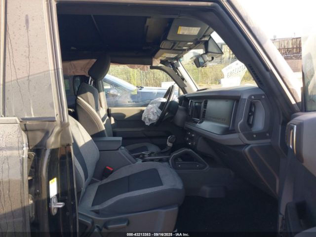 2023 FORD BRONCO 1FMEE5DP9PLB53489 Photo 4