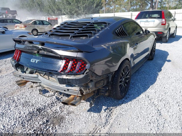 Ford 5.0l 4v premium fuel 2018 1FA6P8CF1J5178708 Image 4