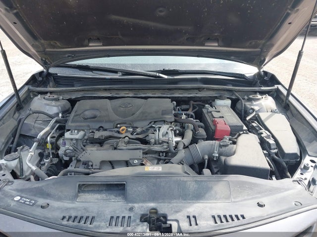 4T1B11HK8JU158688 Toyota CAMRY SE