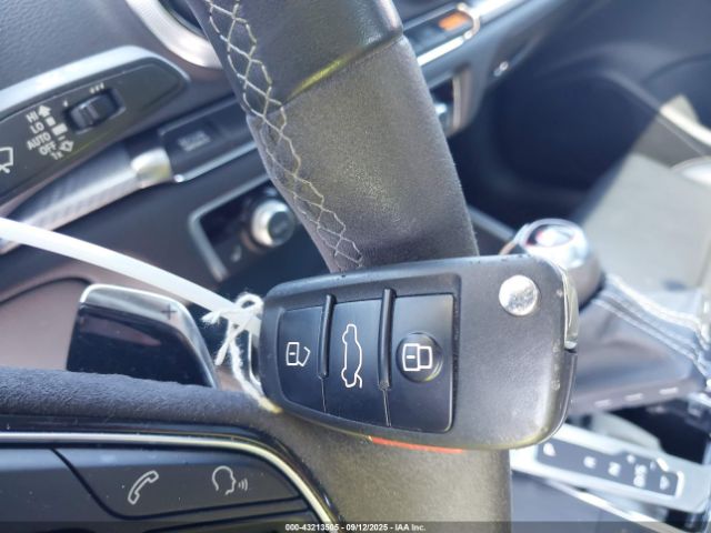 2019 AUDI RS 3 WUABWGFF5KA905944 Photo 10