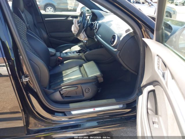 2019 AUDI RS 3 WUABWGFF5KA905944 Photo 4