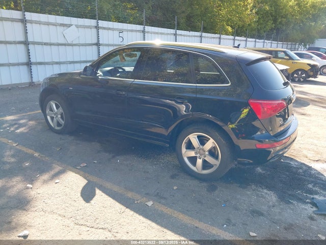 2012 AUDI Q5 WA1DKAFP8CA075950 Photo 2