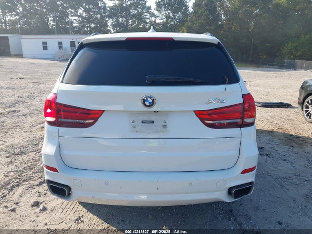BMW 2014 2014 5UXKR2C56E0C00861 Image 16