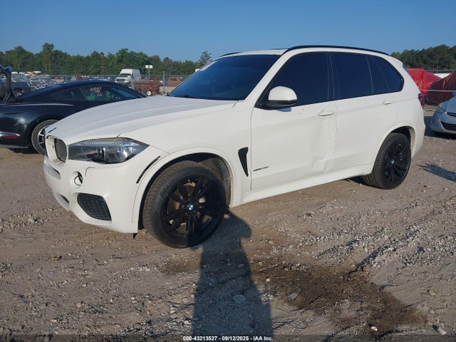 BMW 2014 2014 5UXKR2C56E0C00861 Image 2