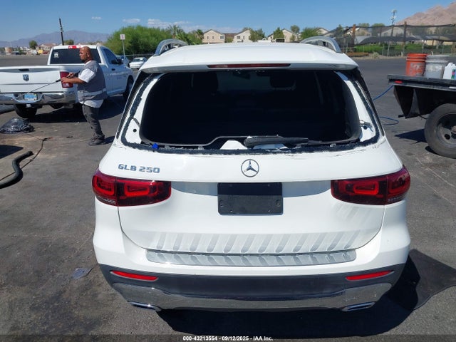W1N4M4GB2NW255542 Mercedes-Benz m260