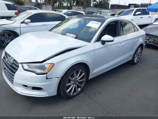2015 AUDI A3 WAUBFGFF7F1126920 Photo 1