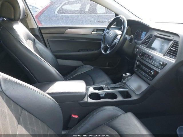 Hyundai 2017 2017 5NPE34AF1HH474576 Image 5