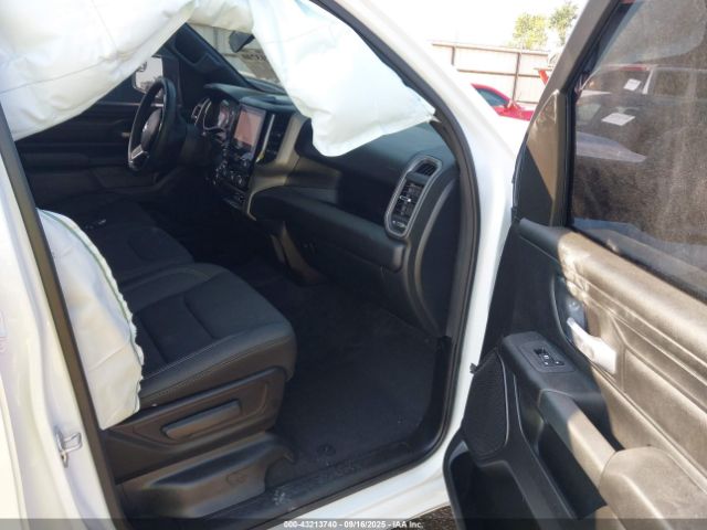 2025 RAM 1500 1C6SRECG1SN707156 Photo 4