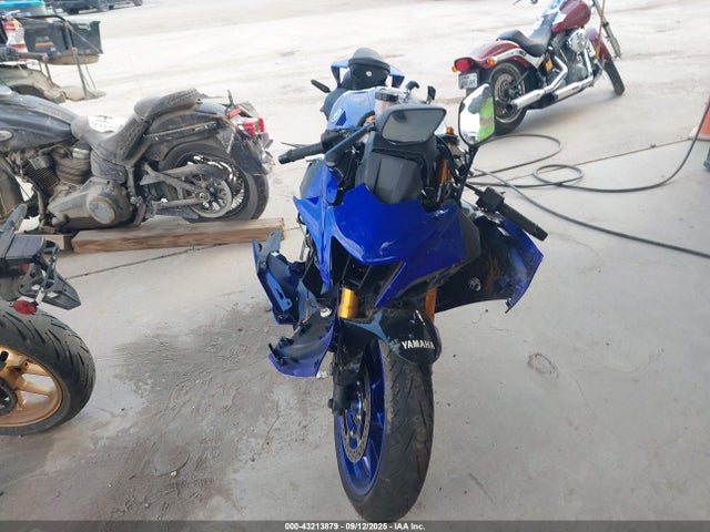 2025 YAMAHA YZFR7 JYARM38E5SA015261 Photo 4