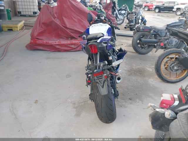 2025 YAMAHA YZFR7 JYARM38E5SA015261 Photo 5