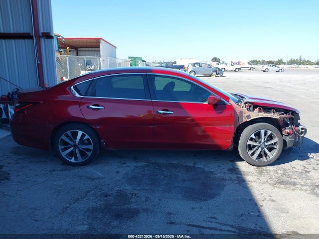 Nissan Altima 2017 1N4AL3AP1HC485810 Image 14