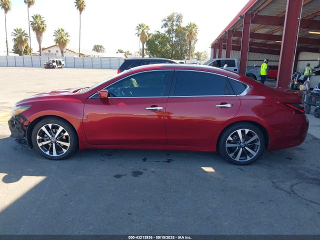 Nissan Altima 2017 1N4AL3AP1HC485810 Image 15