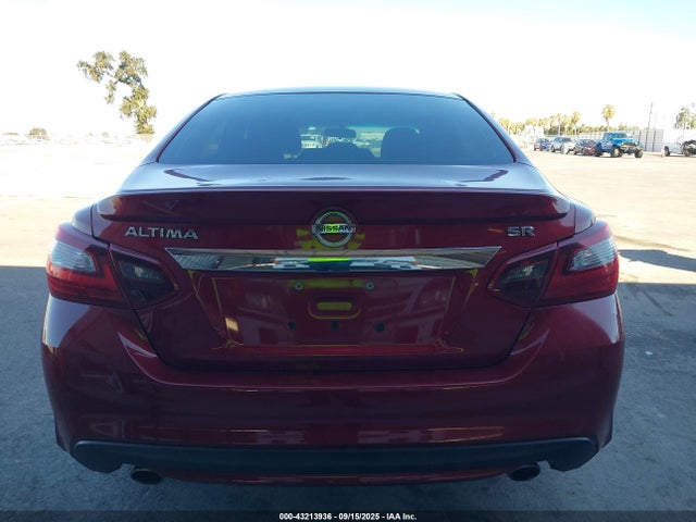 Nissan Altima 2017 1N4AL3AP1HC485810 Image 17
