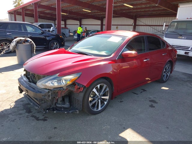Nissan Altima 2017 1N4AL3AP1HC485810 Image 2
