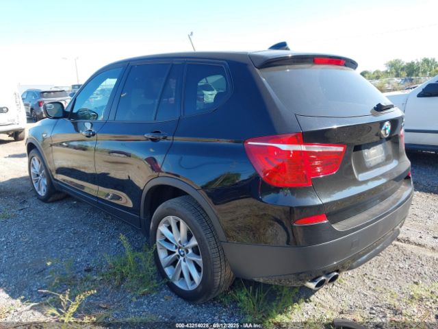 2014 BMW X3 5UXWX9C57E0D14299 Photo 2