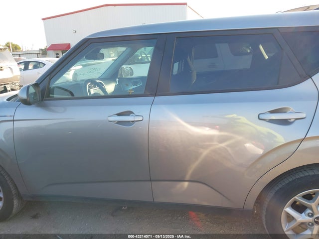 KNDJ23AU7R7240085 KIA 2024