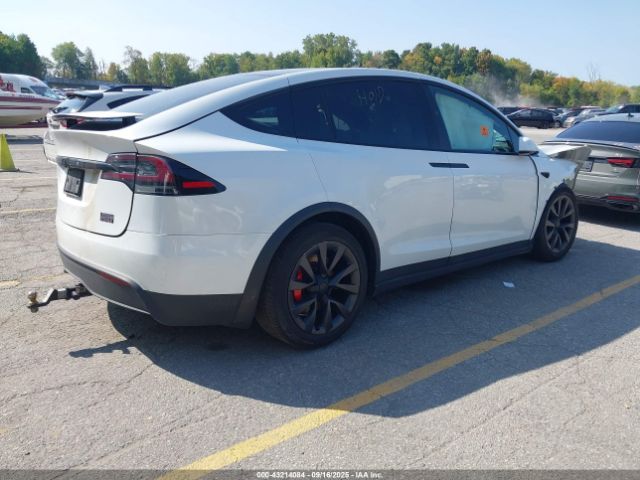 2023 TESLA MODEL X 7SAXCBE60PF428146 Photo 3
