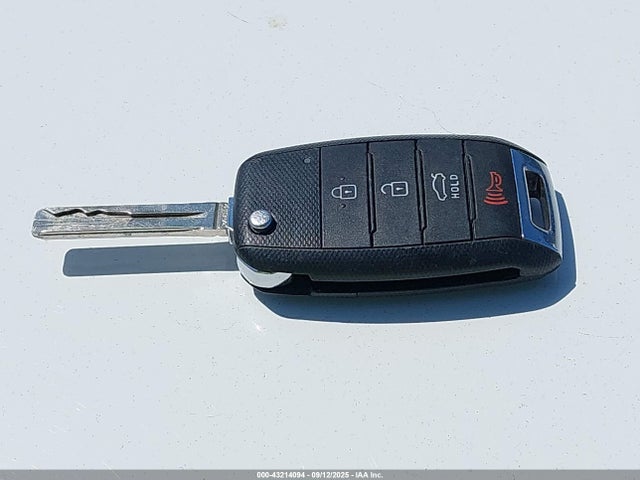 KIA Rio 2017 KNADM4A36H6072672 Image 11
