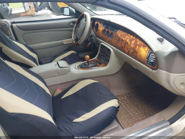 1999 JAGUAR XK8 SAJGX2045XC037256 Photo 4