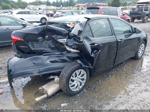 2017 TOYOTA COROLLA 2T1BURHE1HC826486 Photo 3