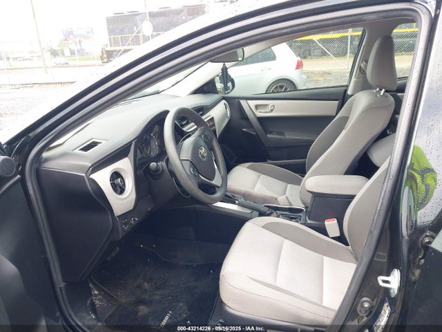 2017 TOYOTA COROLLA 2T1BURHE1HC826486 Photo 4