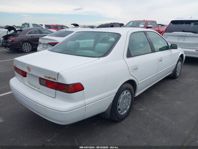 43214234 :رقم المزاد ، 4T1BG22KXVU780731 vin ، 1997 Toyota Camry Le مزاد بيع