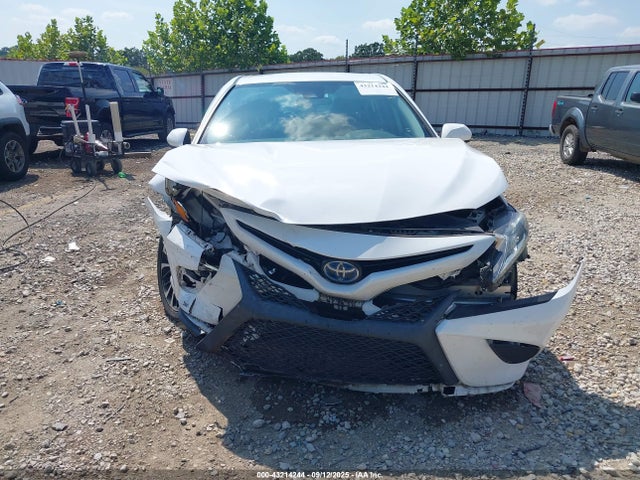 2019 TOYOTA CAMRY HYBRID 4T1B21HK4KU516660 Photo 5