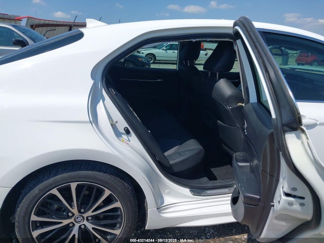 2019 TOYOTA CAMRY HYBRID 4T1B21HK4KU516660 Photo 7